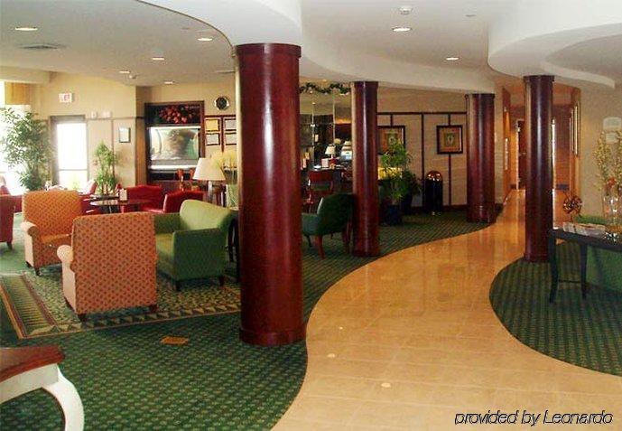 ホテル コートヤード ポトマック ミルズ ウッドブリッジ インテリア 写真